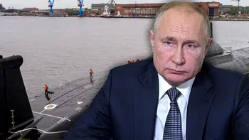 Un submarin cu rachete balistice supraveghează o zonă strategică. Mesajul pe care îl transmite Rusiei și Chinei
