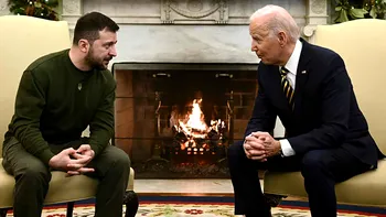 Volodimir Zelenski, față în față cu Joe Biden. Președintele SUA: „Nu veți fi niciodată singur” VIDEO