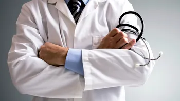 Medicii noștri pleacă peste hotare, românii mor la ușa spitalelor: soluția ar fi medicii străini