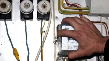 Vin facturile de la Hidroelectrica: curentul ți se taie foarte greu, dacă nu plătești. S-a schimbat sistemul
