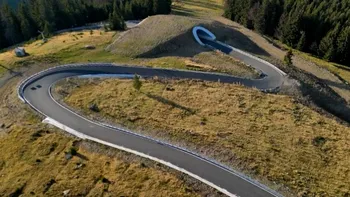 Drumul din România care te face să uiți de Transfăgărășan și Transalpina: făcut de austrieci, acum s-a dat în folosință