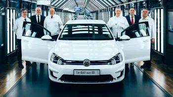 Volkswagen a depășit Tesla: cum s-a schimbat topul celor mai bine vândute mașini din Europa