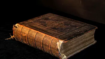 Biblia „rea” din secolul al XVII-lea care a ucis un om. Carol I a dat ordin să fie vânată și distrusă. Astăzi mai există doar 11 exemplare în toată lumea