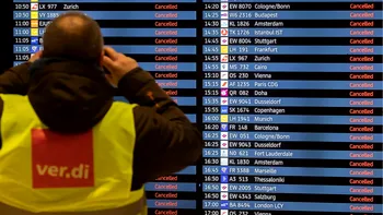Grevă de avertisment pe aeroportul din Berlin. Toate zborurile sunt anulate
