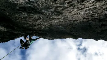 Misterioasa inscripție descoperită de un alpinist român: cât de veche se bănuiește a fi, de fapt