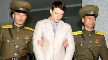 Cincisprezece ani de muncă silnică pentru un poster rupt: suferințele lui Otto Warmbier în Coreea de Nord
