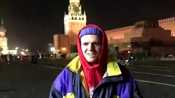 VIDEO „Un erou”. Sfidare supremă la adresa lui Putin în Piața Roșie din Moscova