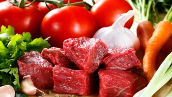 Alimentul banal care a devenit mai scump decât carnea de vită: sunt pline beciurile românilor