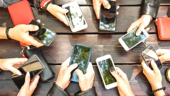 În 2022, livrările de smartphone-uri au scăzut la minimele din ultimii 10 ani: care sunt motivele