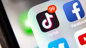TikTok bagă vizualizări “din burtă”: cum crește popularitatea unei postări, de ce
