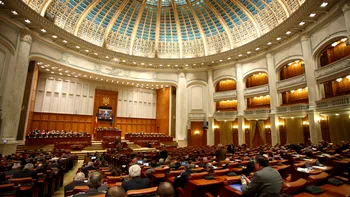 Angajații români ar putea beneficia de încă o zi liberă plătită. Proiectul propus de PNL