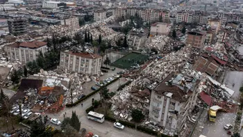 Cum arată viața în Siria, după cutremurul care a făcut 17.000 de morți: „Localnicii sapă, civilii își folosesc camioanele, noi nu avem buldozere”