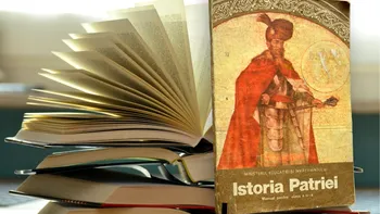 Minciunile din manualele de istorie românești: cum încercau și reușeau comuniștii să-i îndoctrineze pe copii „din fașă”