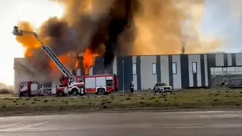 O fabrică americană ce producea drone pentru NATO și Ucraina a luat foc în Letonia VIDEO