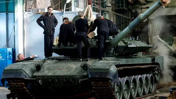 Rusia își crește producția de tancuri, după apelurile disperate ale Ucrainei de a primi arme de la Occident: „Cum ar trebui să răspundem?”