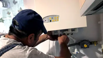 Vestea momentului pentru românii cu centrale de apartament. Ar putea dispărea definitiv, e lege
