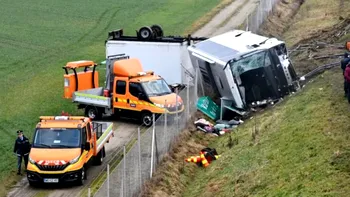 Noi detalii despre autocarul plin cu români care s-a răsturnat în Slovenia. Ce anunță MAE
