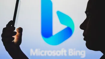 Bing a luat-o razna de tot: i-a cerut unui utilizator să pirateze Microsoft și să-l “elibereze”
