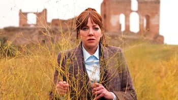 REVIEW Cunk on Earth - documentarul Netflix care te informează, dar te și amuză: câteva motive să nu-l ratezi