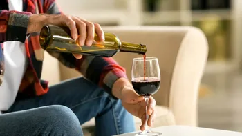 Cât vin beau, de fapt, românii: pe ce loc suntem în Europa la producție