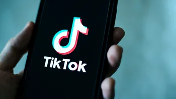 Videoclipurile de pe TikTok, pe bani: cine se îmbogățește din această schimbare, de fapt