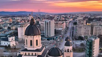 Orașul din România care folosește un sistem inteligent pentru iluminatul stradal.