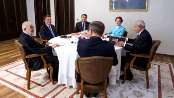 FOTO Opoziția turcă a decis cine se va lupta cu Erdogan la prezidențiale. Contracandidatul are 74 de ani