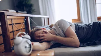 De ce îți este greu să te dai jos din pat, dimineața: ce consecințe are, ce spun cercetătorii
