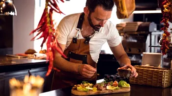 Lovitură dură pentru toți patronii de restaurante din România: legea nu se discută, luna aceasta e cruntă pentru ei