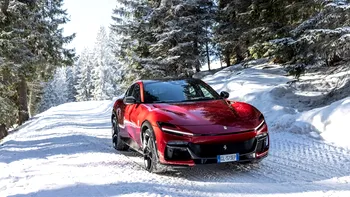Purosangue urmează să ajungă la clienți: SUV-ul Ferrari este așteptat de toată lumea