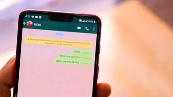 Cum citești mesajele primite pe WhatsApp fără să le deschizi: trucul pe care trebuie să-l știi