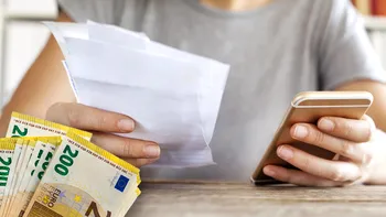 Factură de 1.500 de euro la telefon și nici măcar nu a ieșit din țară. Drama unei românce care ar fi trebuit să fie imposibilă