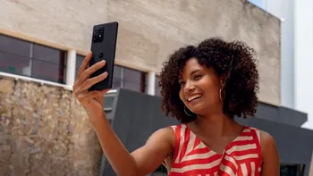 Motorola Edge 40 Pro oferă o încărcare extrem de rapidă: care-s minusurile flagship-ului
