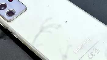 Una caldă și alta rece pentru cei cu telefoane Samsung. Schimbarea Android care nu e pentru oricine