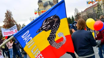 „Dacii liberi”, între neadevăruri istorice, toxicitate și xenofobie: frustrările românilor, adunate într-un pileus