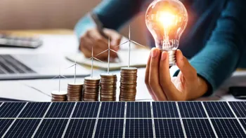 Energia electrică se poate scumpi, din nou: ce se întâmplă pe piața europeană, dar în România
