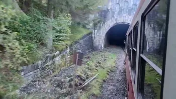Cel mai lung tunel feroviar din România și povestea lui fascinantă. Trenul s-a întors lângă Întorsătura Buzăului