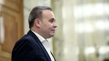 Darius Vâlcov, condamnat definitiv la șase ani de închisoare. Fostul ministru, dat în urmărire generală. Update