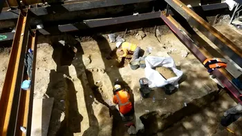 Descoperire macabră lângă Notre Dame. Cimitirul vechi de 2.000 de ani în care oamenii erau înmormântați în cel mai ciudat mod