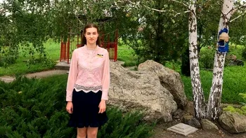 O olimpică la limba română din Ucraina vrea la facultate în România. Condițiile în care învață. „Avem subsol unde mergem când sună alarma”