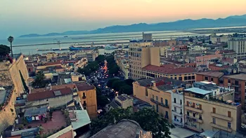 Un primar a murit după ce a căzut în gol de la un balcon al unui hotel, în Italia. Se afla în vizită alături de o delegație poloneză