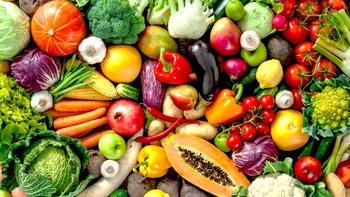 Ce legume nu trebuie să cumperi din supermarket, în România: ai grijă la aceste alimente, sunt pline de pesticide!