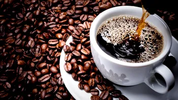 Se scumpește cafeaua: motivele din spatele „exploziei” prețurilor