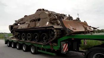 Un TIR voia să transporte un tanc în România, ilegal. Ce au descoperit polițiștii când au oprit șoferul în Germania
