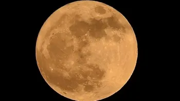 Ce este superluna și cum s-a văzut în diferite părți ale lumii. Cel mai strălucitor fenomen astronomic din an