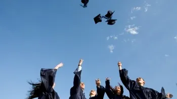 Ce gânduri au elevii care nu au luat Bac-ul. Mulți tineri se gândesc să plece la muncă în străinătate