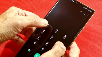 Ce se întâmplă dacă tastezi codul '0011' pe telefonul tău. Detaliul ştiut doar de specialişti