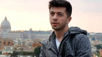 După Mirciulică, Mircea Bravo vrea să dea din nou lovitura: ce comendiant cunoscut va face parte din distribuția filmului Moartea în Vacanță