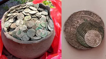 Comoara fabuloasă descoperită într-o pădure din România: 5000 de monede ”prinse” cu un detector de metale, ce se întâmplă cu banii