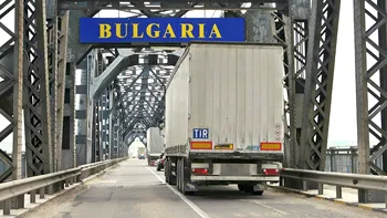 Marfă contrafăcută, descoperită la granițele României: cât de grav este fenomenul, de fapt